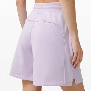 Lululemon All Yours High Rise Short *7"
Lavender Dew Size 0